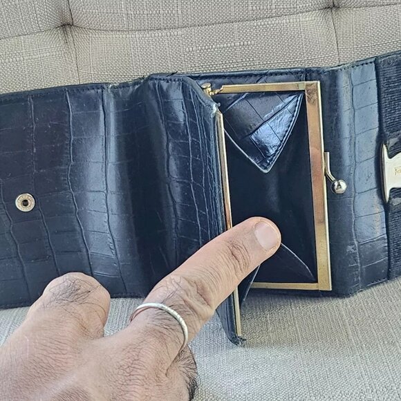 Salvatore Ferragamo Card Holder Black Trifold Wallet Embossed Leather Made Italy - Picture 12 of 12